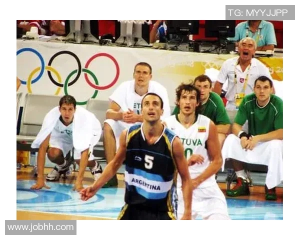 中国男篮蓝队对阵立陶宛精彩比赛录像回顾与分析